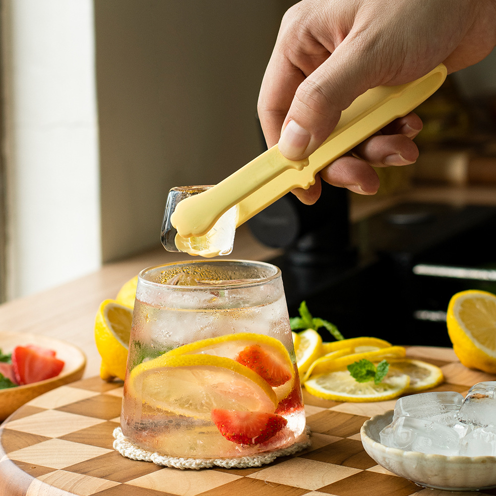 Urocze szczypce do żywności z  – Kitchen Gadgets Oxo recenzja i cena