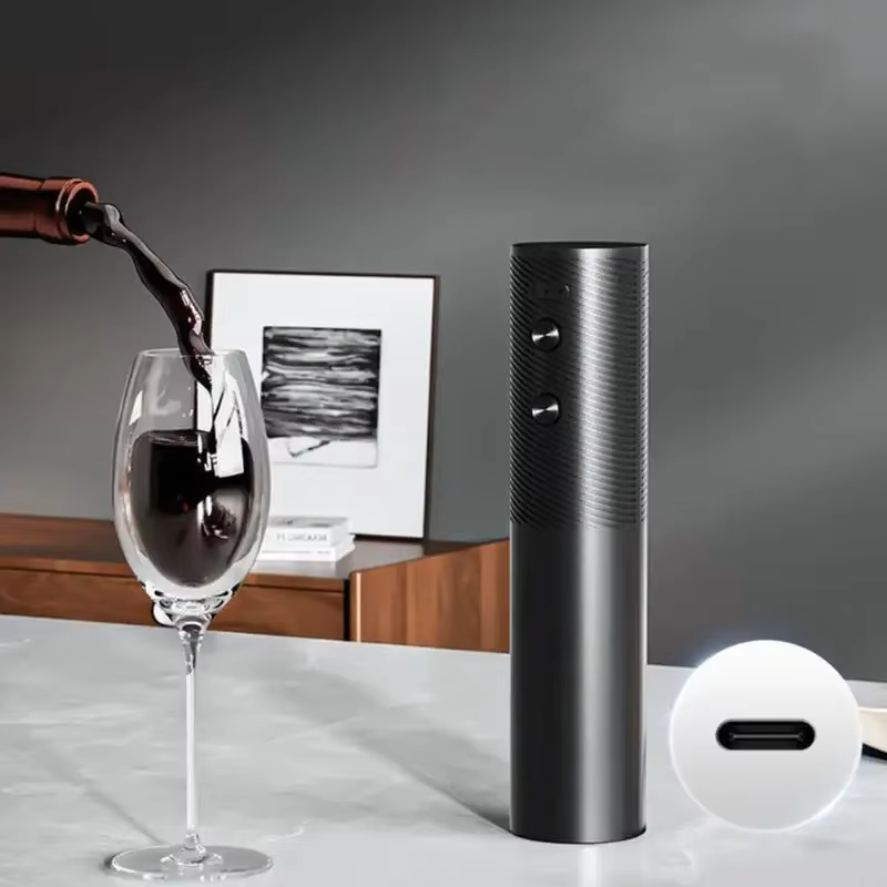 Elektryczny otwieracz do wina  – Kitchen Gadgets Oxo recenzja i cena